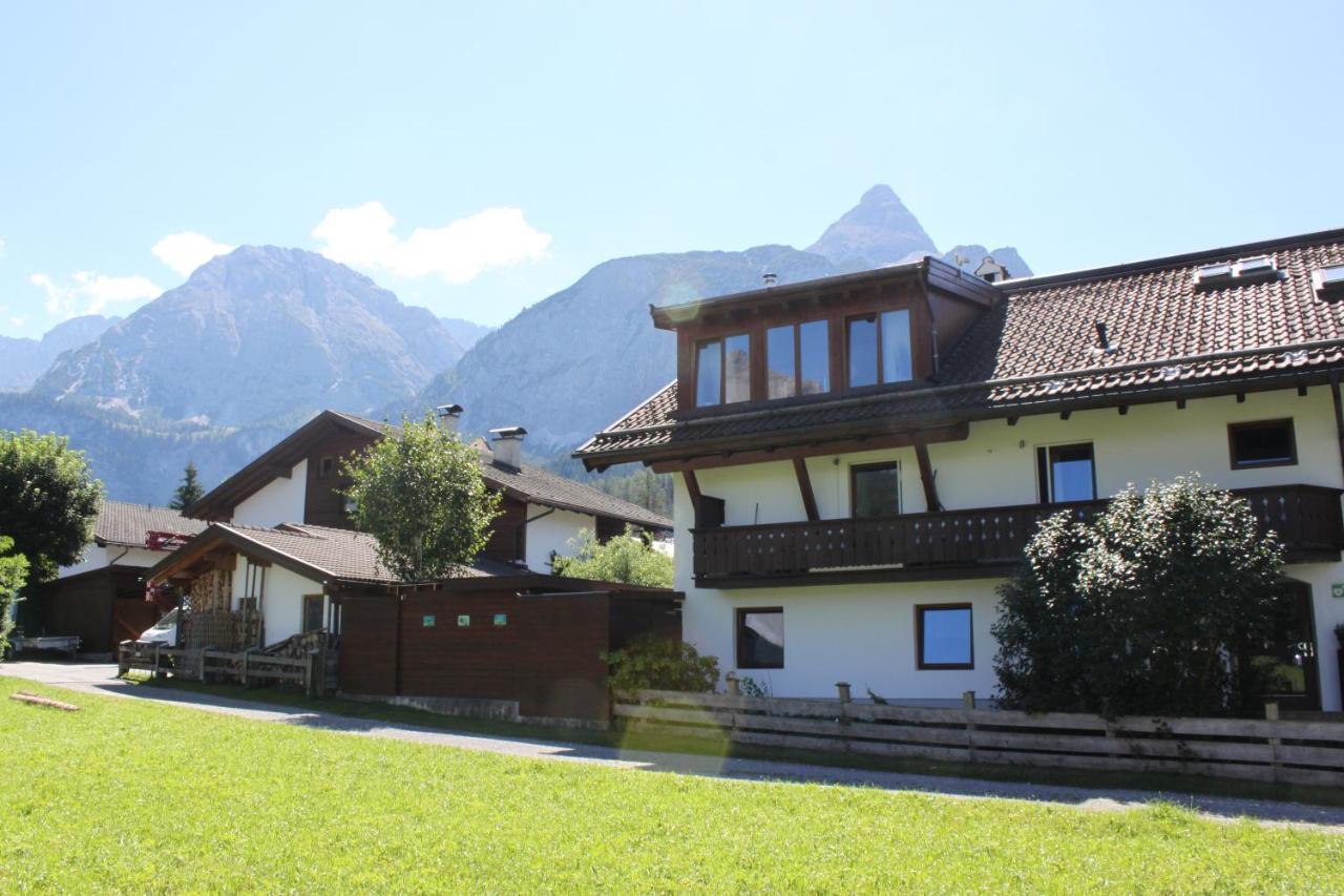 Haus Alpenblume Apartment Ehrwald Exterior photo