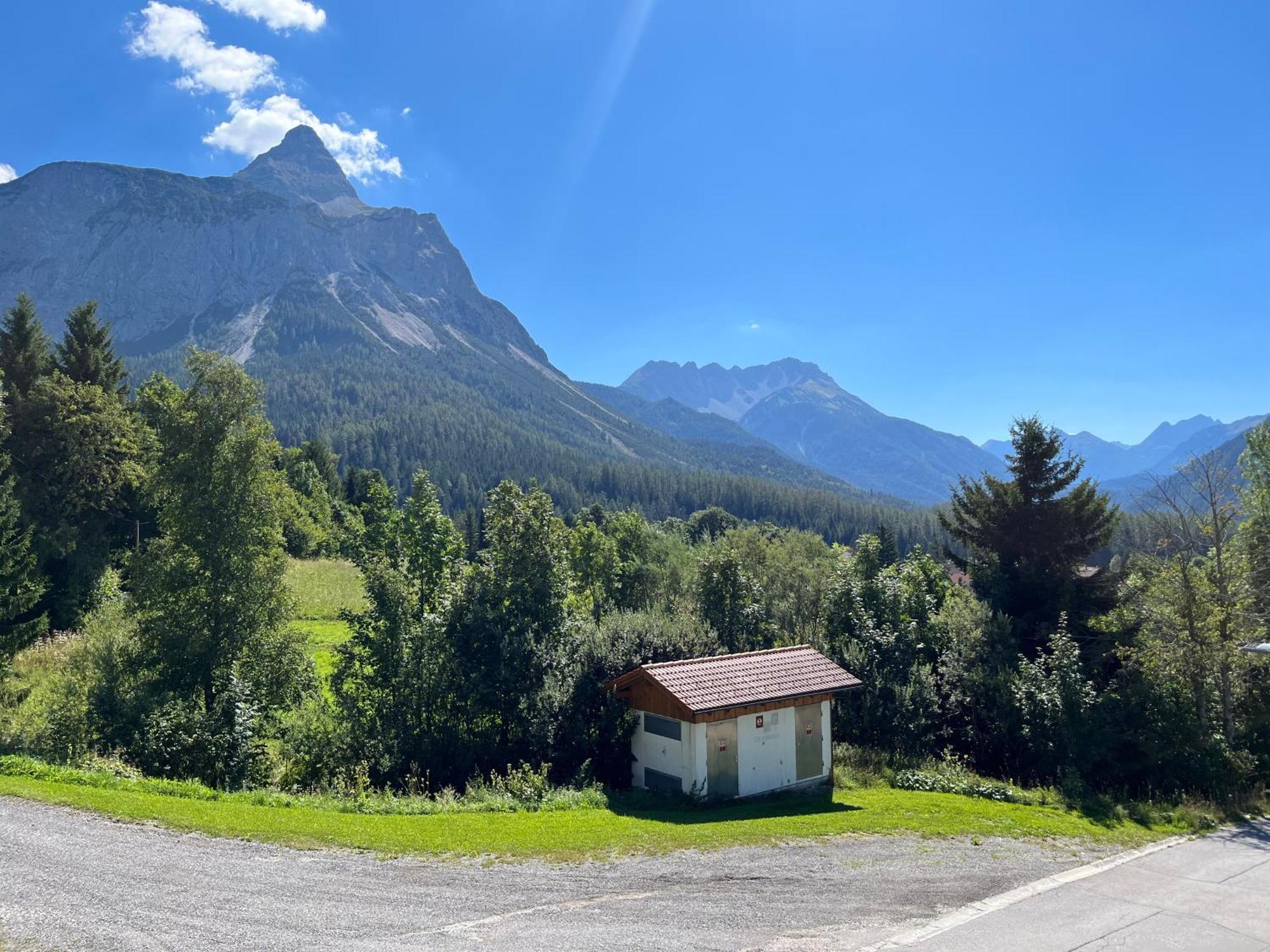 Haus Alpenblume Apartment Ehrwald Exterior photo