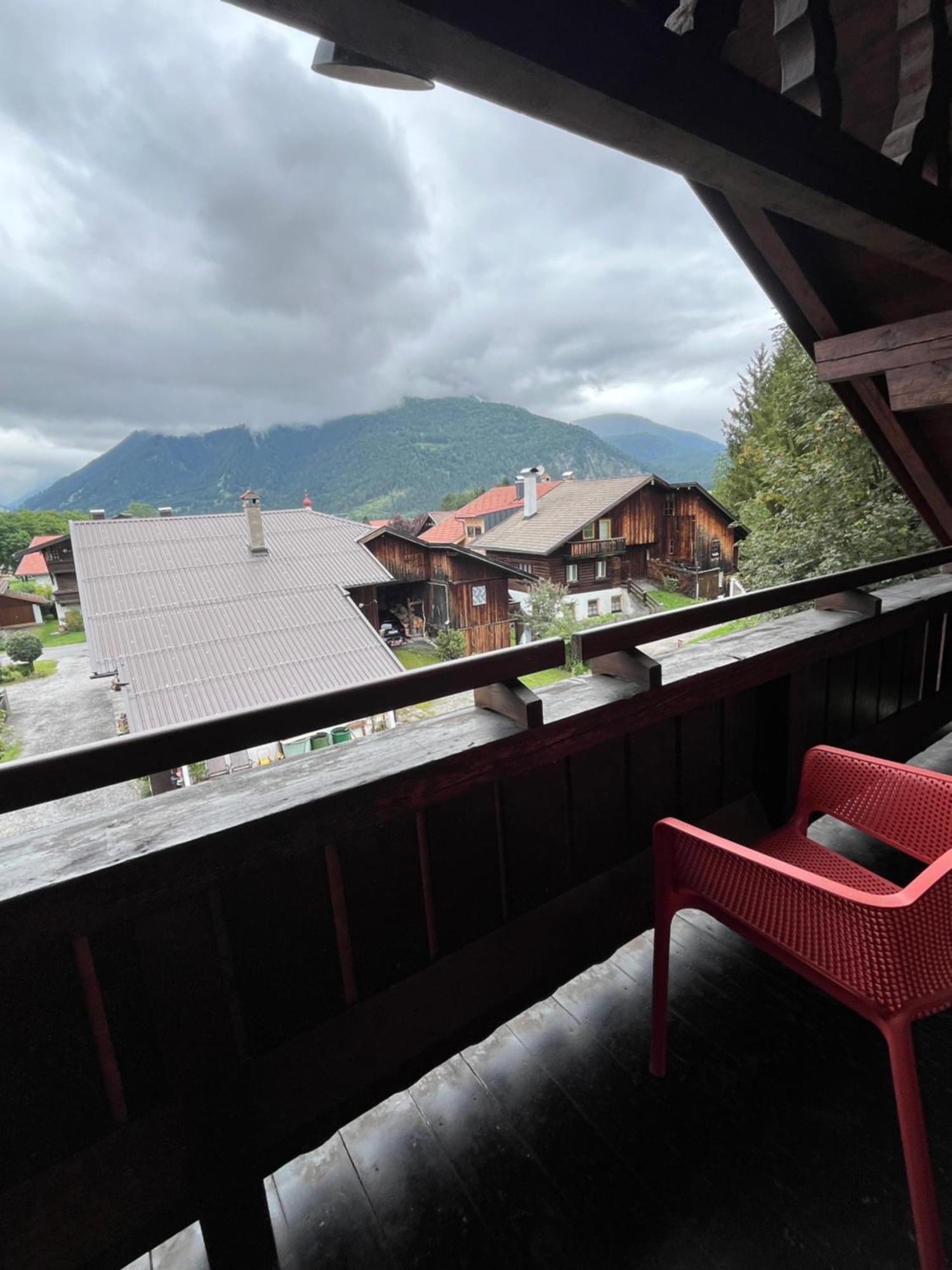 Haus Alpenblume Apartment Ehrwald Room photo