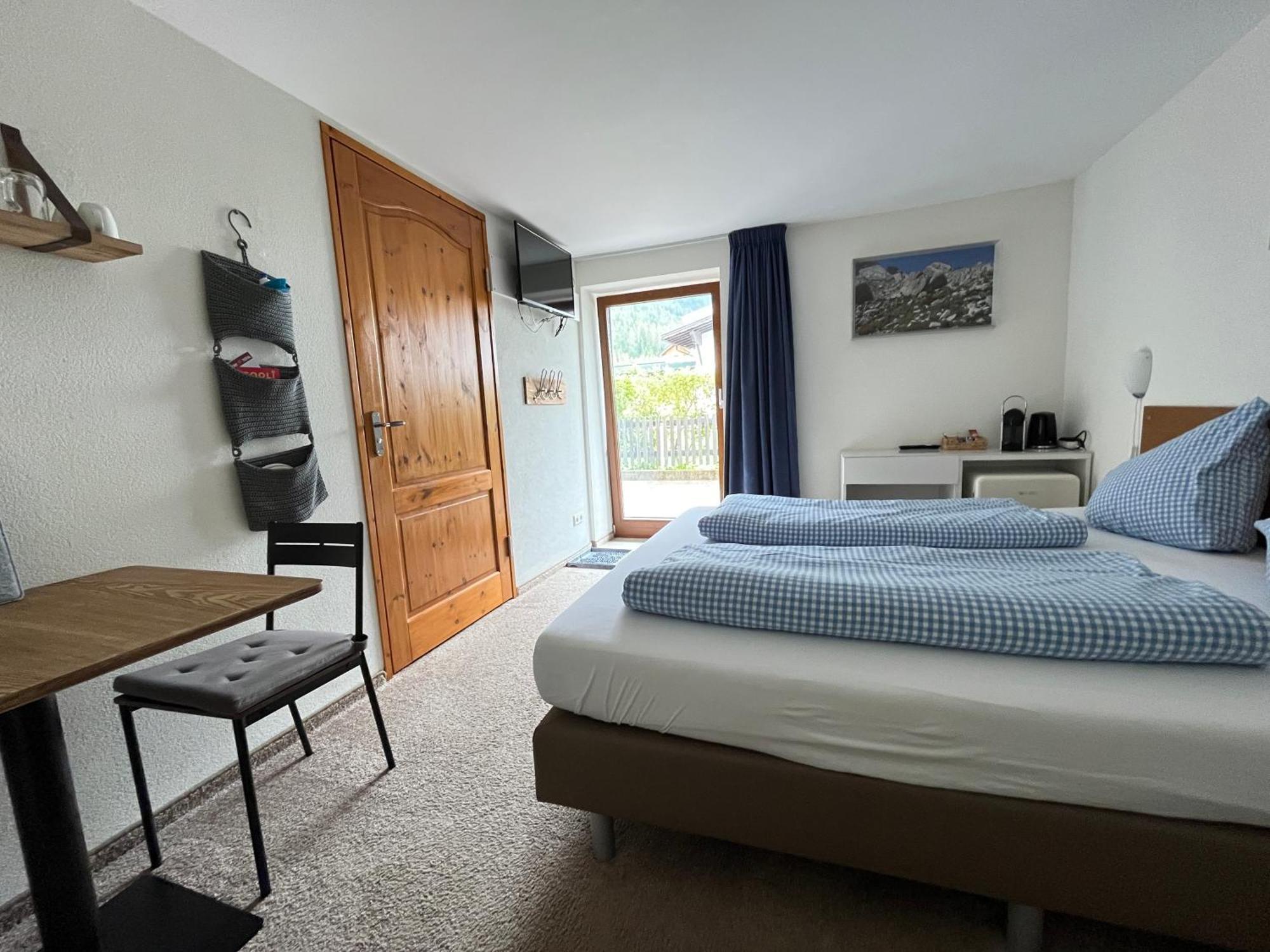 Haus Alpenblume Apartment Ehrwald Room photo