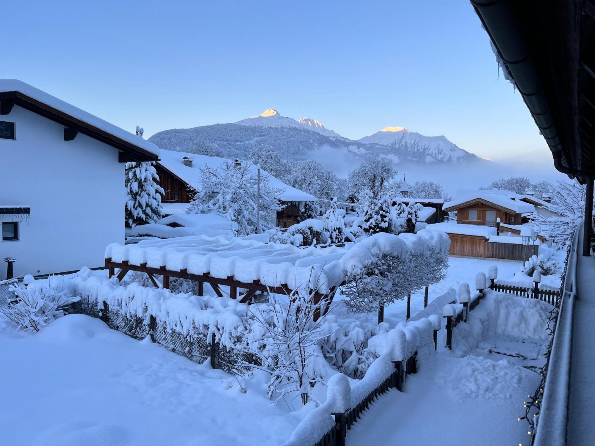 Haus Alpenblume Apartment Ehrwald Exterior photo