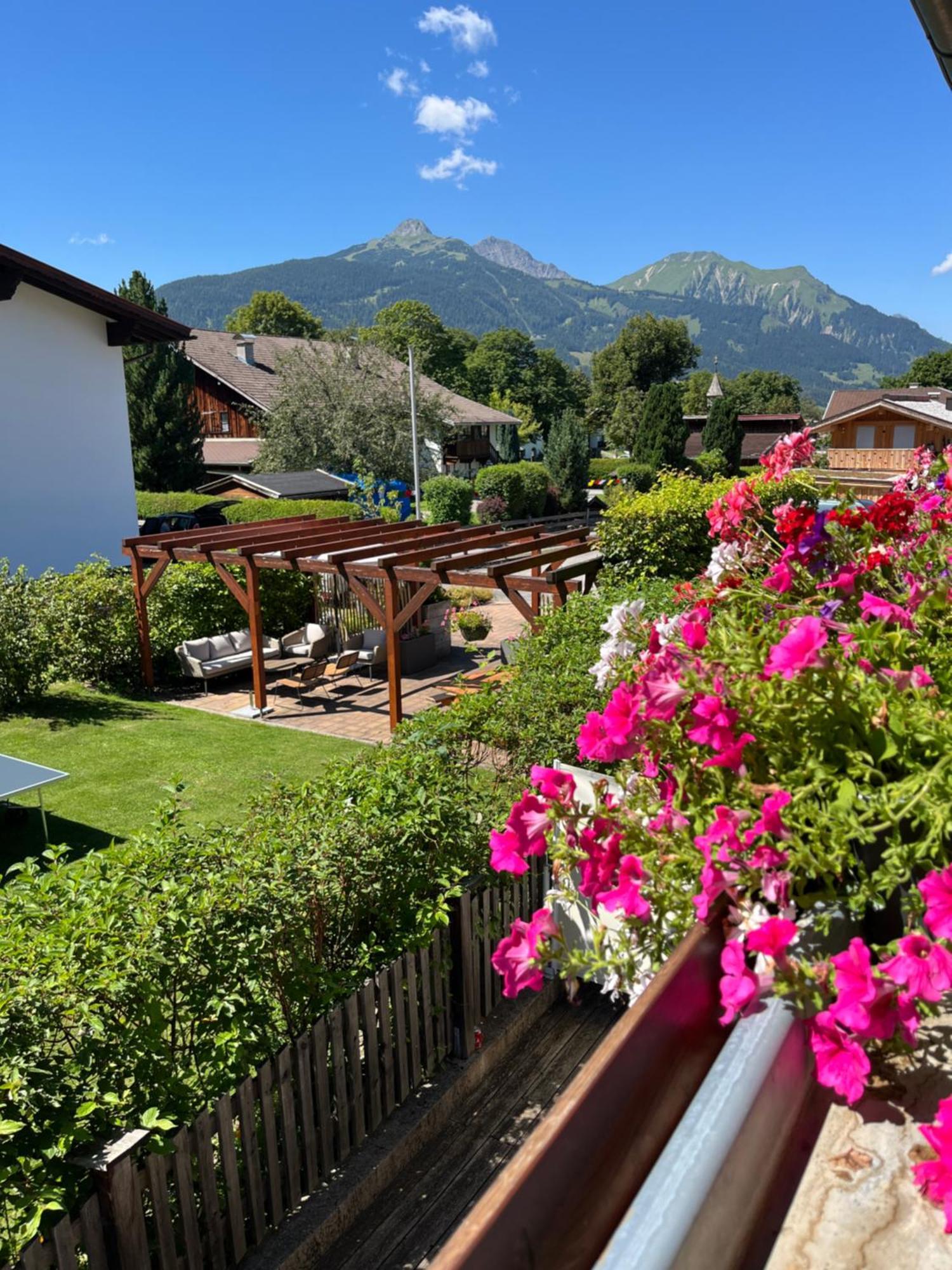 Haus Alpenblume Apartment Ehrwald Exterior photo