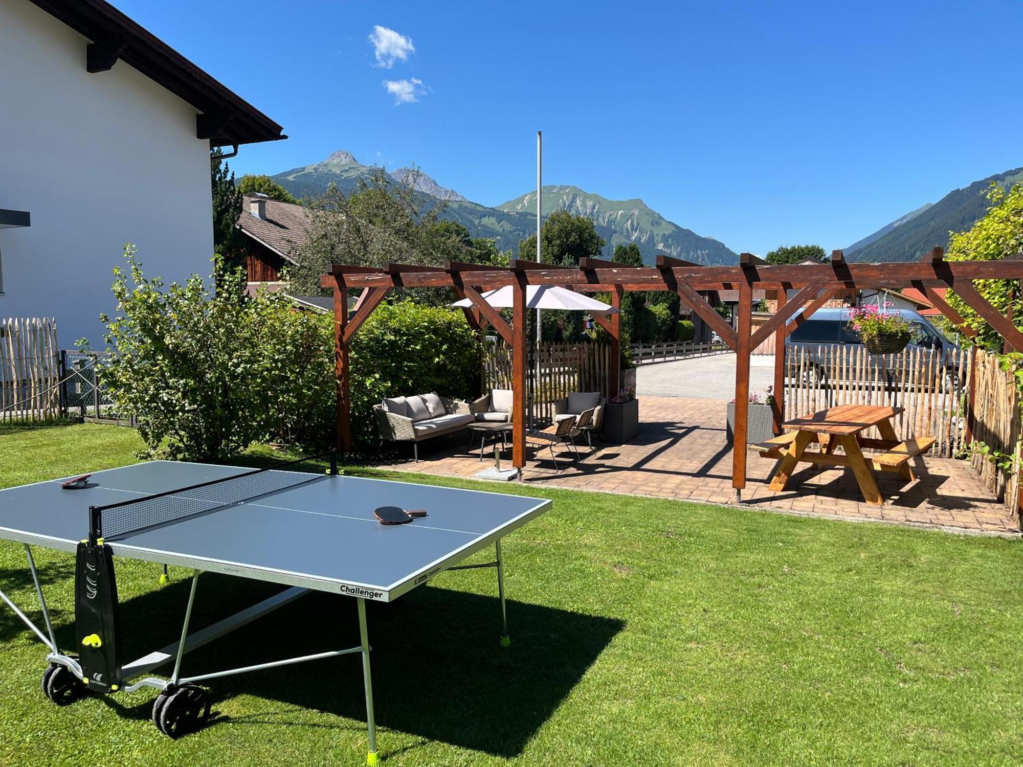 Haus Alpenblume Apartment Ehrwald Exterior photo